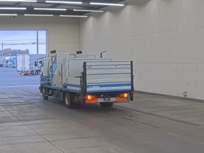 Mitsubishi FUSO FIGHTER