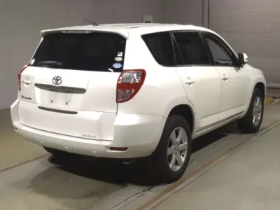 Toyota VANGUARD  с аукциона в Японии