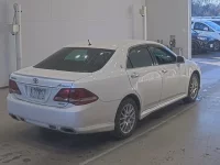 Toyota CROWN лот № 20044 оценка 3.5  с аукциона в Японии 1