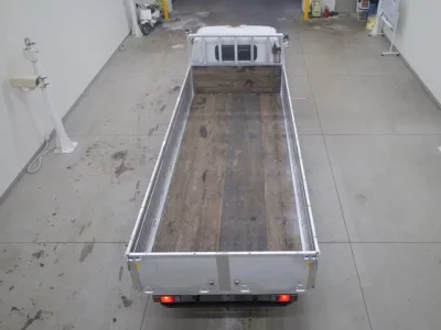 Isuzu ELF  с аукциона в Японии