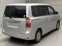 Toyota NOAH лот № 18099 оценка 3  с аукциона в Японии 1