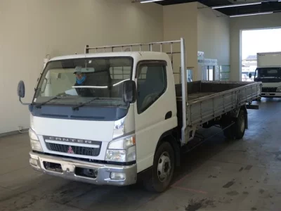Mitsubishi CANTER  с аукциона в Японии