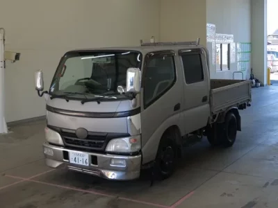Toyota DYNA  с аукциона в Японии
