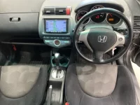 Honda FIT лот № 20064 оценка 3.5  с аукциона в Японии 3