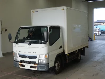 Mitsubishi CANTER  с аукциона в Японии