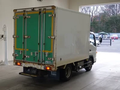 Mitsubishi CANTER  с аукциона в Японии