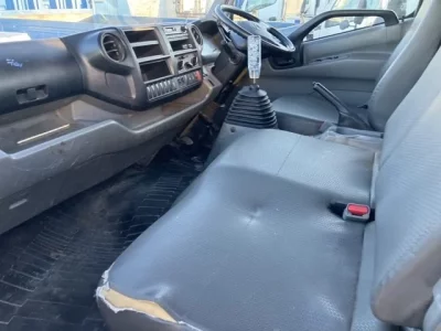 Hino DUTRO  с аукциона в Японии