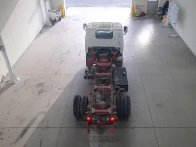 Isuzu ELF  с аукциона в Японии