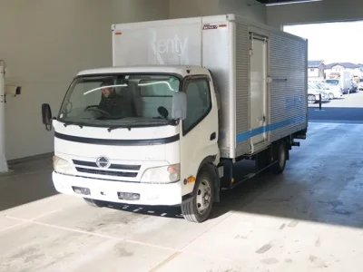 Hino DUTRO  с аукциона в Японии