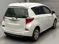 Toyota RACTIS лот № 18148 оценка RA  с аукциона в Японии 1