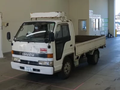 Isuzu ELF  с аукциона в Японии