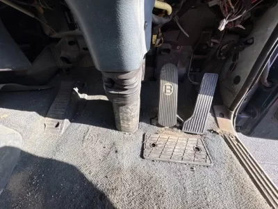 Isuzu FORWARD  с аукциона в Японии