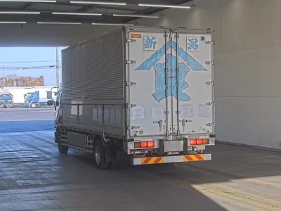 Mitsubishi FUSO FIGHTER