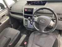 Toyota VOXY лот № 20111 оценка 3  с аукциона в Японии 3