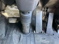 Nissan QUON лот № 216 оценка R  с аукциона в Японии 2