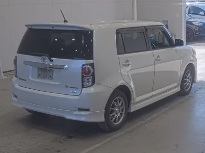 Toyota COROLLA RUMION  с аукциона в Японии