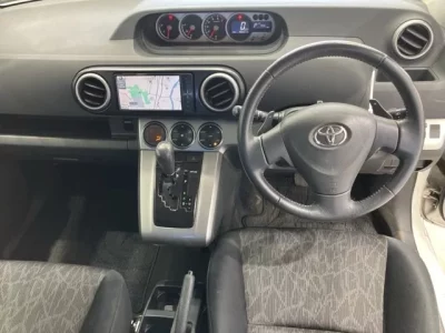 Toyota COROLLA RUMION  с аукциона в Японии