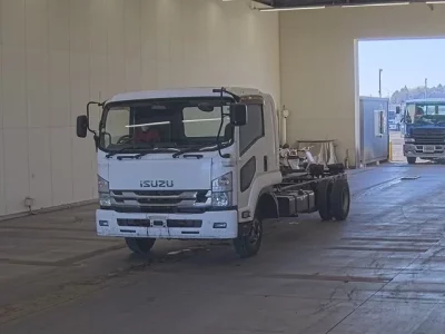 Isuzu FORWARD  с аукциона в Японии