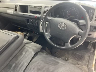 Toyota HIACE VAN  с аукциона в Японии