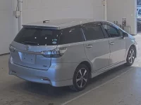 Toyota WISH лот № 20151 оценка 3.5  с аукциона в Японии 1