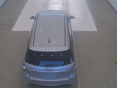 Toyota WISH  с аукциона в Японии