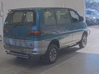 Mitsubishi DELICA лот № 20156 оценка 3  с аукциона в Японии 1