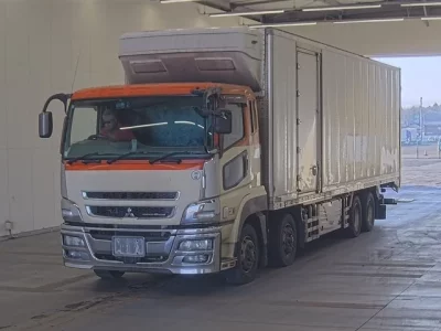 Mitsubishi SUPER GREAT  с аукциона в Японии