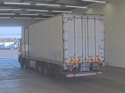 Mitsubishi SUPER GREAT  с аукциона в Японии