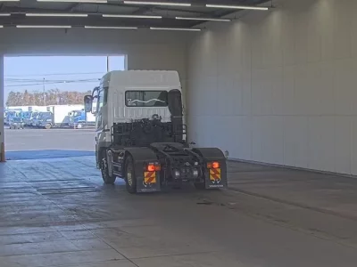 Mitsubishi SUPER GREAT  с аукциона в Японии