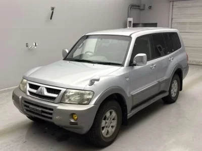 Mitsubishi PAJERO  с аукциона в Японии