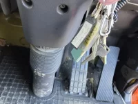 Nissan QUON лот № 266 оценка 4  с аукциона в Японии 2