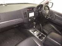 Mitsubishi PAJERO лот № 8276 оценка 4  с аукциона в Японии 3