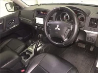 Mitsubishi PAJERO лот № 8276 оценка 4  с аукциона в Японии 2
