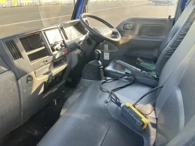 Isuzu ELF  с аукциона в Японии