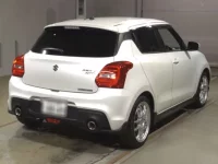 Suzuki SWIFT лот № 200 оценка R  с аукциона в Японии 1