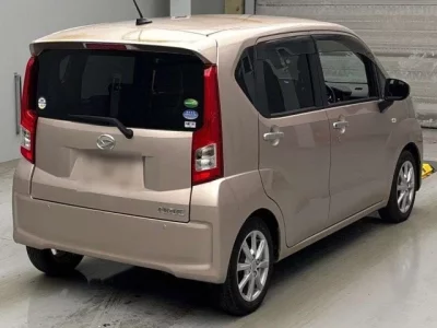 Daihatsu MOVE  с аукциона в Японии