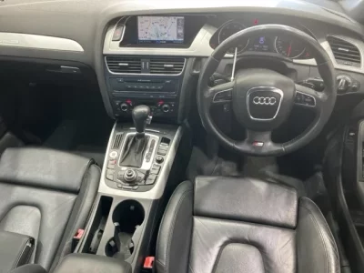 Audi A4  с аукциона в Японии