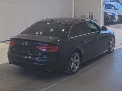 Audi A4  с аукциона в Японии