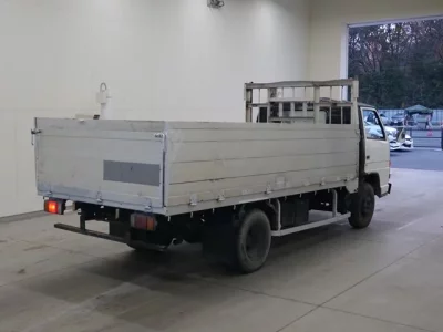 Isuzu ELF  с аукциона в Японии