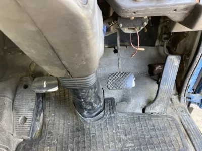 Isuzu FORWARD  с аукциона в Японии