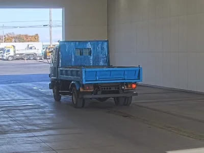 Isuzu FORWARD  с аукциона в Японии