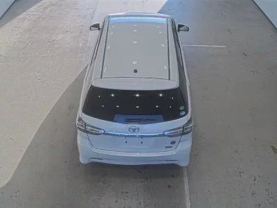Toyota WISH  с аукциона в Японии