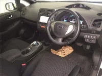 Nissan LEAF лот № 10042 оценка 4  с аукциона в Японии 2