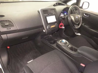 Nissan LEAF  с аукциона в Японии