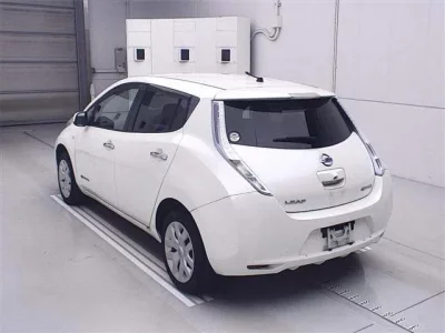 Nissan LEAF  с аукциона в Японии