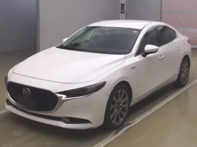 Mazda MAZDA3  с аукциона в Японии