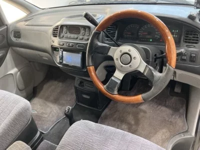 Mitsubishi DELICA  с аукциона в Японии