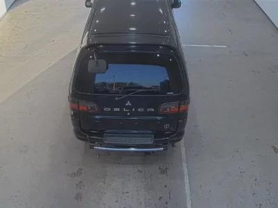 Mitsubishi DELICA  с аукциона в Японии