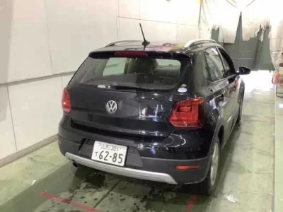 Volkswagen CROSS POLO
