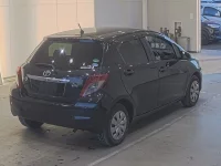 Toyota VITZ лот № 20253 оценка 3.5  с аукциона в Японии 1